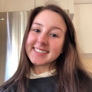 Meet your Posher, Lily